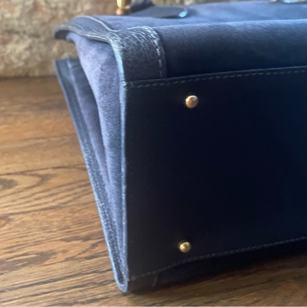 Gucci vintage Navy Suede Tote with Bamboo Handles - Picture 2 of 16